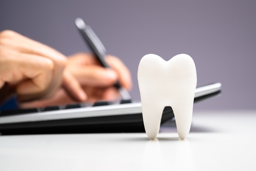 ¡Financiamiento Dental en Wayne, NJ | Visite Fine Dental Care Hoy!